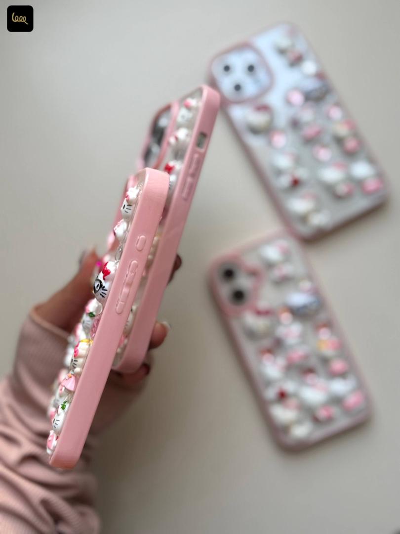 دسترسی آسان به دکمه‌ها و لنز دوربین با قاب Hamrah Accessory