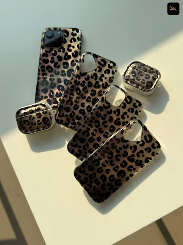 Leopard Print AirPods Case 1/2