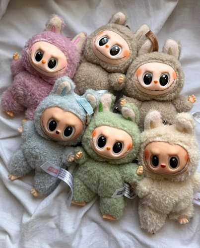 عروسک لبوبو مدل ماکارون – همراه اکسسوری