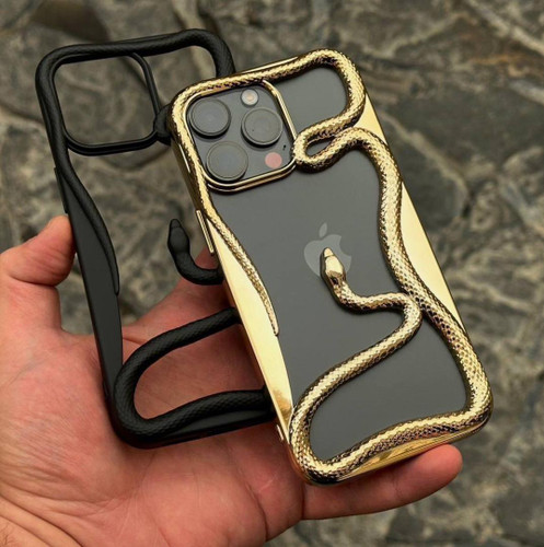 قاب طرح مار آیفون 17 پرو مکس – همراه اکسسوری