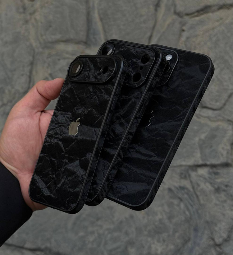 قاب شید مشکی پرو آیفون با پشت مخمل – همراه اکسسوری