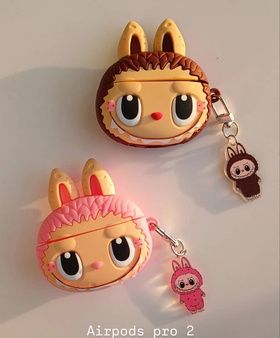 کاور ایرپاد Pro 2 طرح Nike و Adidas – همراه اکسسوری