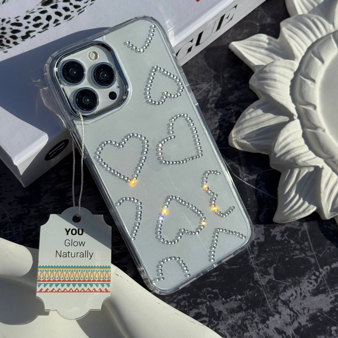 قاب قلبی نگینی آیفون 16 پرو مکس همراه اکسسوری