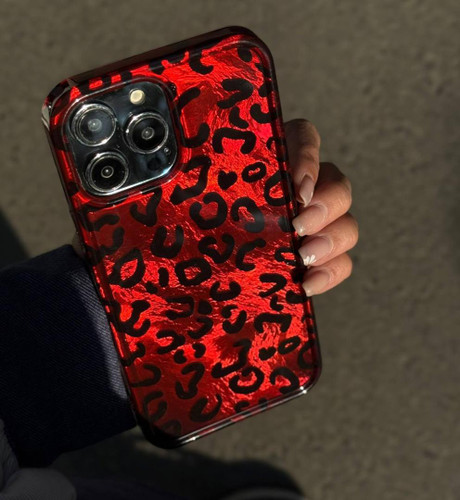 قاب پلنگی یاقوت سرخ آیفون مدل لئو همراه اکسسوری