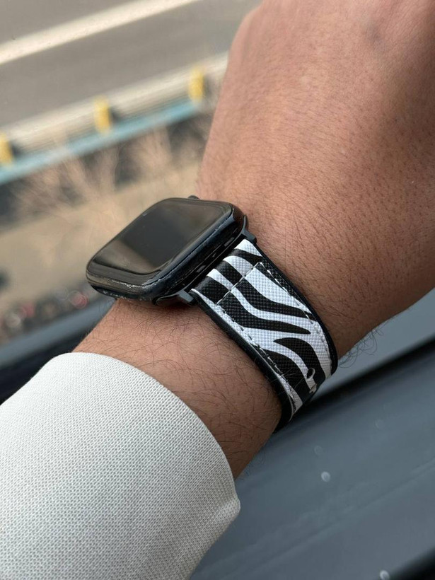 ۲. بند طرح پلنگی Apple Watch سایز 38 تا 49