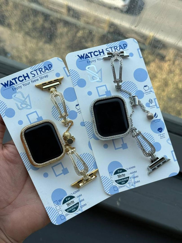 بند اپل واچ آویزدار زنانه همراه اکسسوری