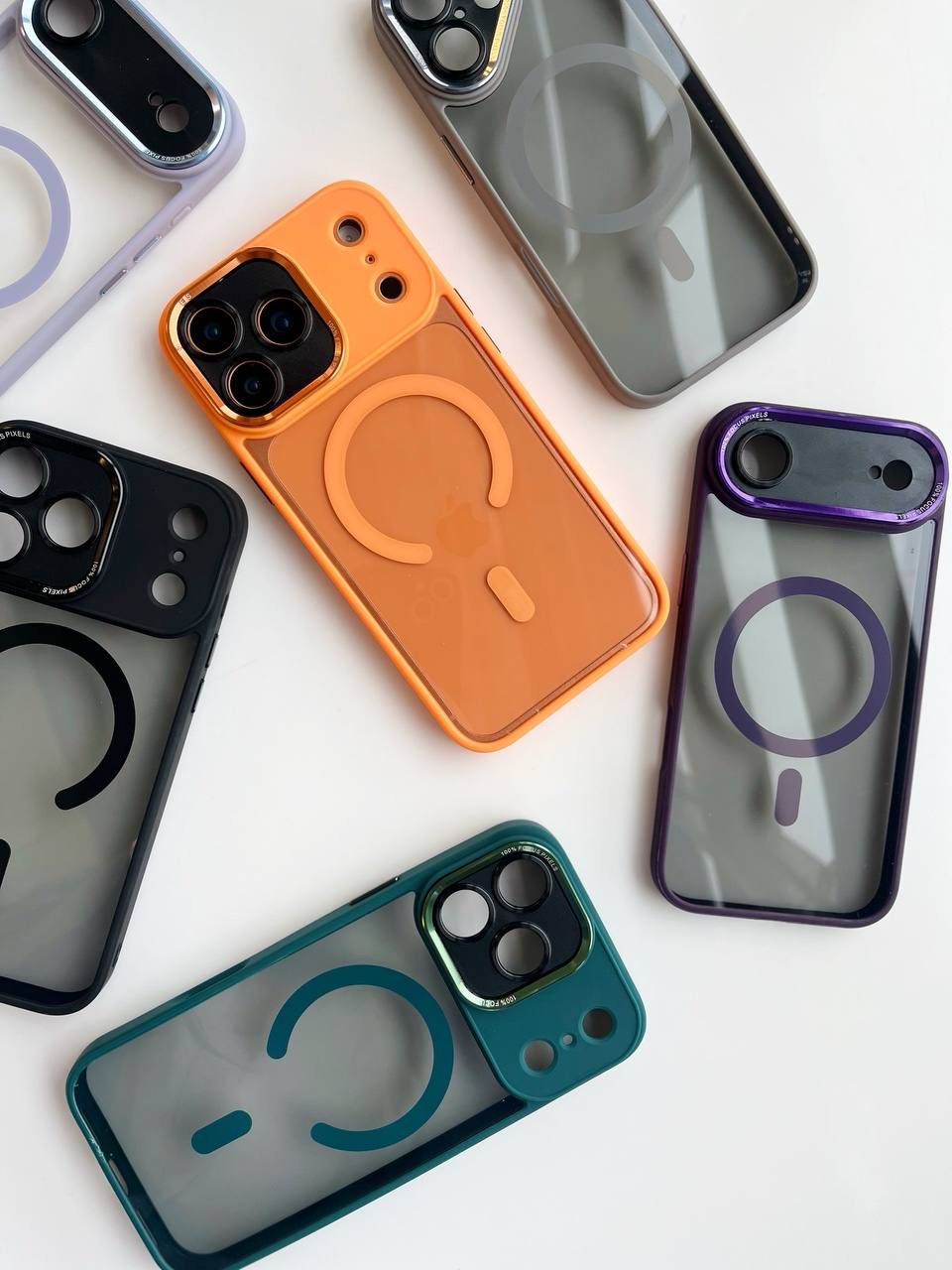 قاب کیو سریز آیفون 14 همراه اکسسوری