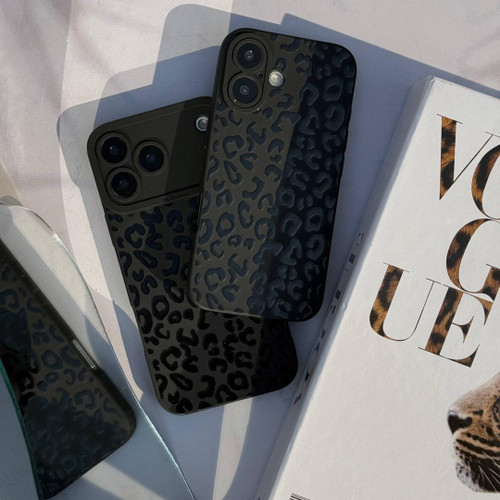 قاب پلنگی مشکی iPhone 13 همراه اکسسوری