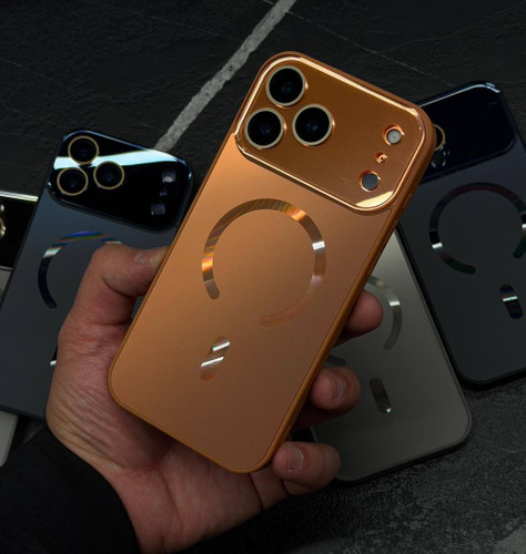 قاب آیفون مگسیف PVD همراه اکسسوری