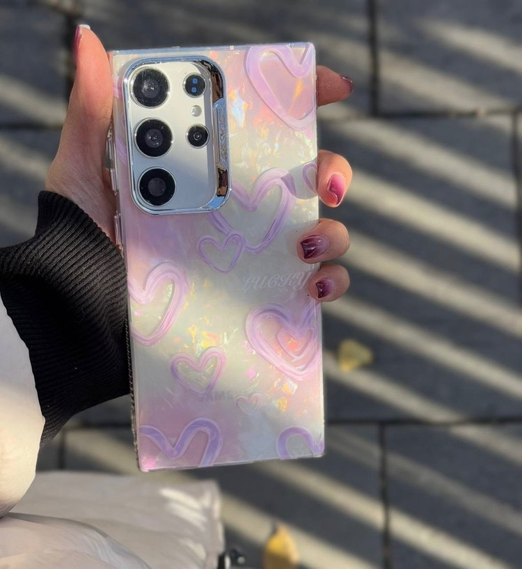 قاب فانتزی لاو استوری آیفون