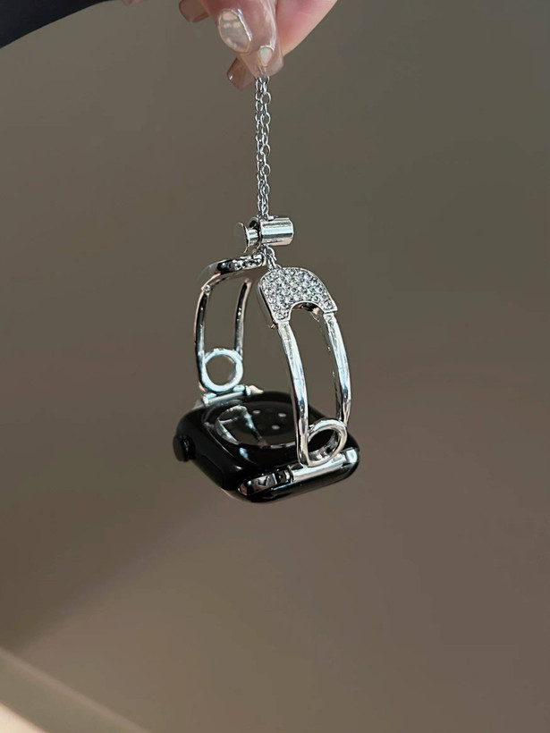 بند اپل واچ نگین دار در سه رنگ متنوع