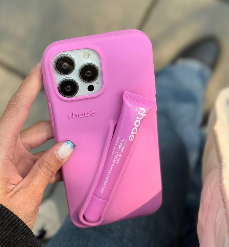 قاب رود آیفون 16 پرومکس با محافظت پایه ای