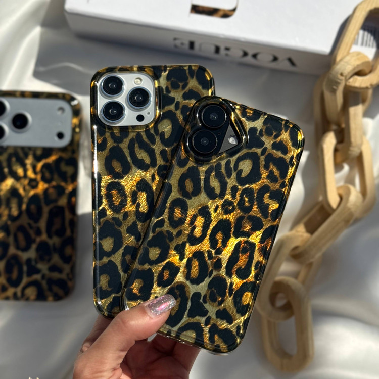 قاب محافظ آیفون طرح پلنگی سنتی