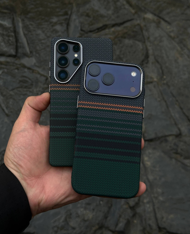 قاب آیفون کربن بافت دارک گرین Loxu همراه اکسسوری