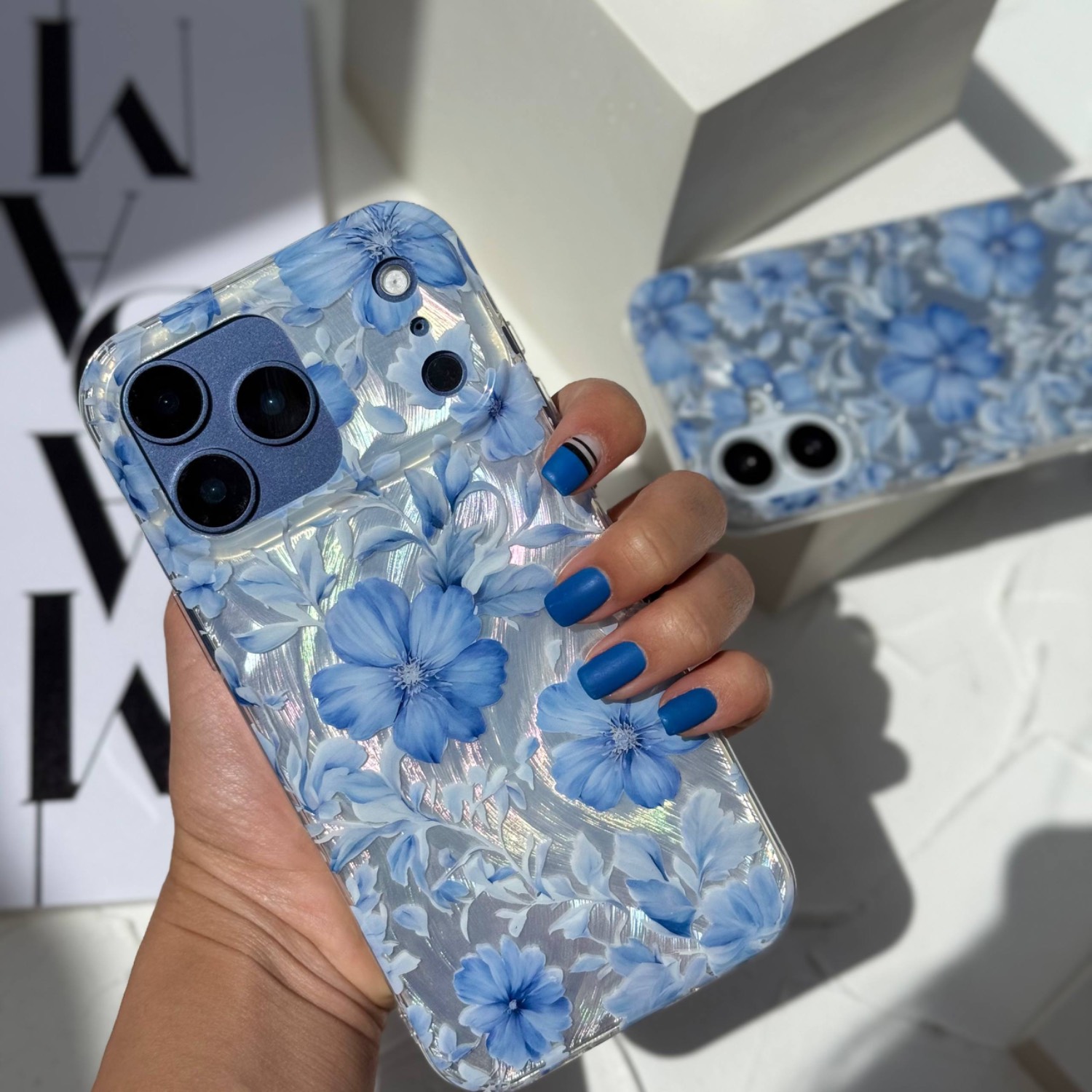 قاب آیفون IMD شکوفه های آبی Blue Blooms همراه اکسسوری