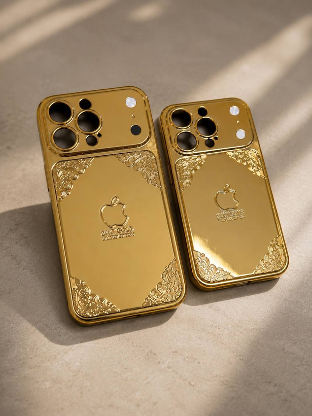قاب لوکس گلدن مناسب iPhone 16 Pro Max