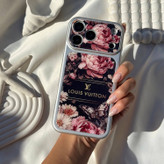 جزئیات طراحی گلدار قاب LV Floral Black