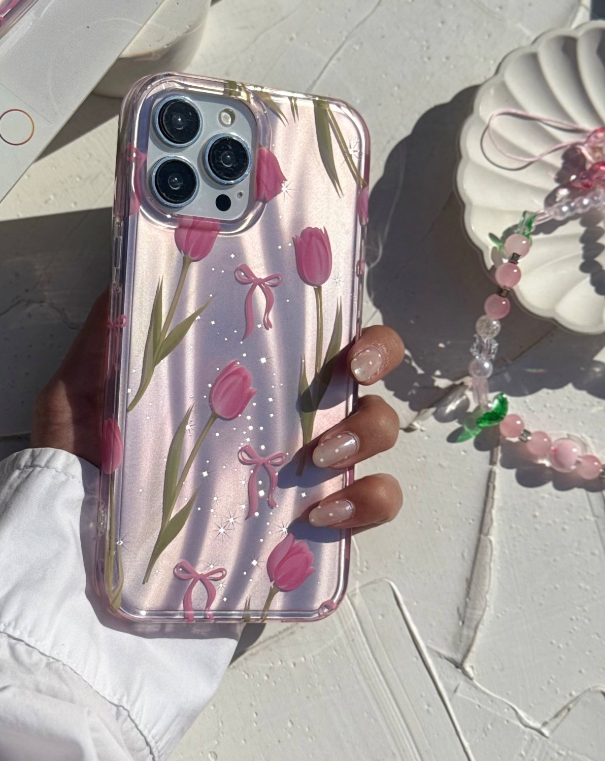 قاب Tulip & Bowtie Pinky همراه اکسسوری